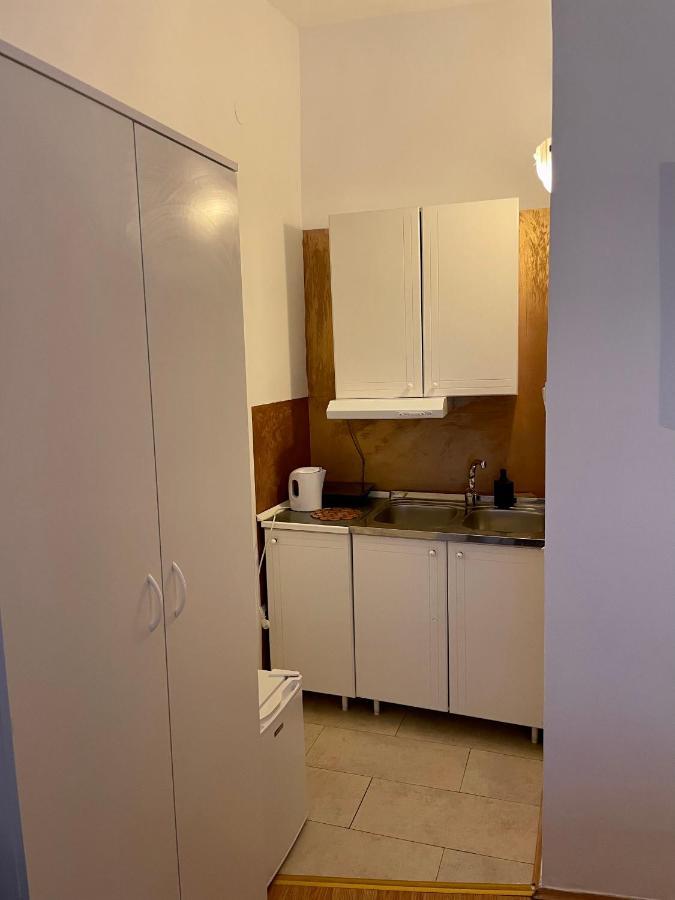 Apartman Studio Lusi Суботиця Екстер'єр фото