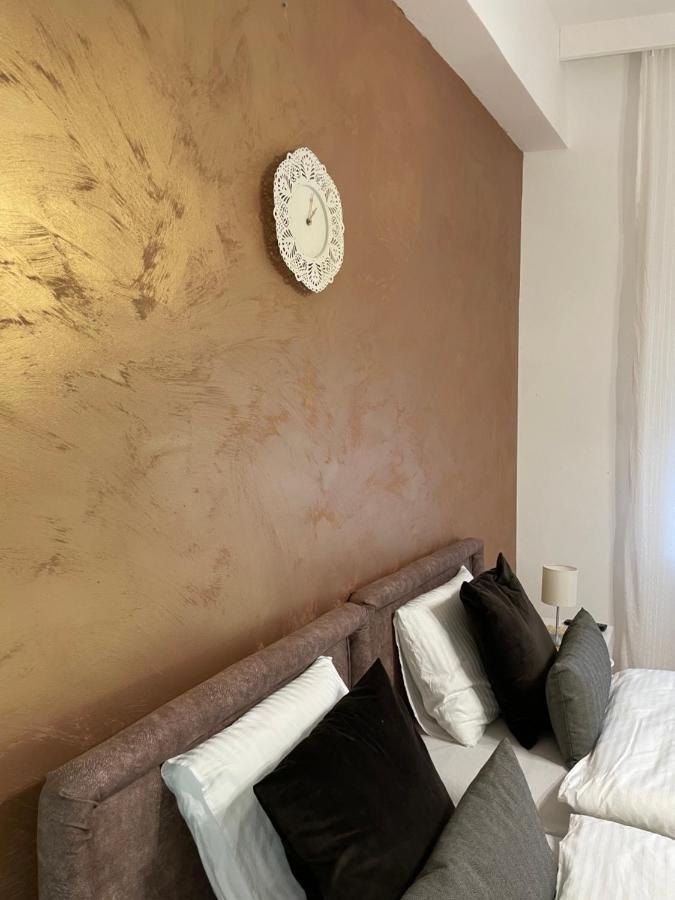 Apartman Studio Lusi Суботиця Екстер'єр фото